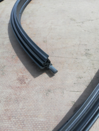 Weather strip-back door Nissan Juke F15 90830-3PT0B Original.