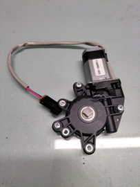 Motor regulator front, left-hand Nissan Sunny B12/ N13 80731-52A10 New.