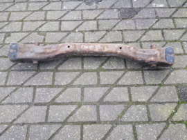 Achterasbalk Nissan Bluebird T72 55401-Q9000 Gebruikt.