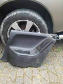 Zijpaneel rechtsachter Nissan 100NX B13 76900-61Y23 Gebruikt.