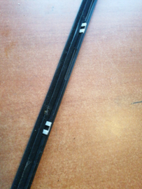 Portierraamgeleider linksvoor Nissan Sunny N14 80821-50C00