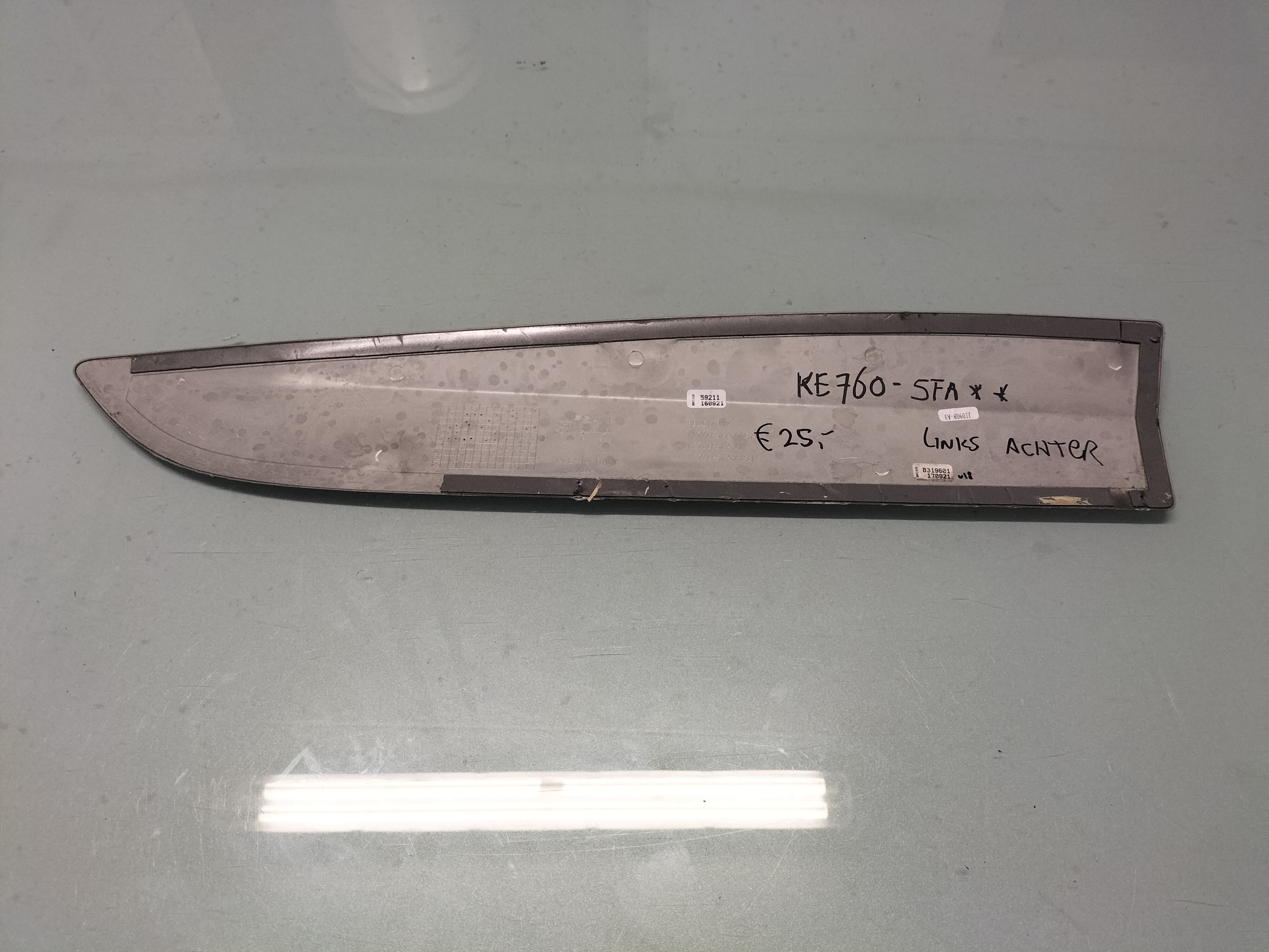 Sierstrip portier linksachter KE760-5FA** Gebruikt.