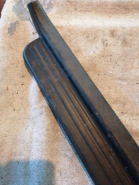 Plate-kicking, front right-hand Nissan Almera N15 3-doors 76951-1M101 Used part.