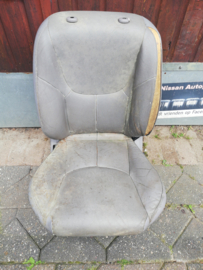 Bestuurdersstoel Nissan Primera P11/ WP11 H7050-BE982 Schade.