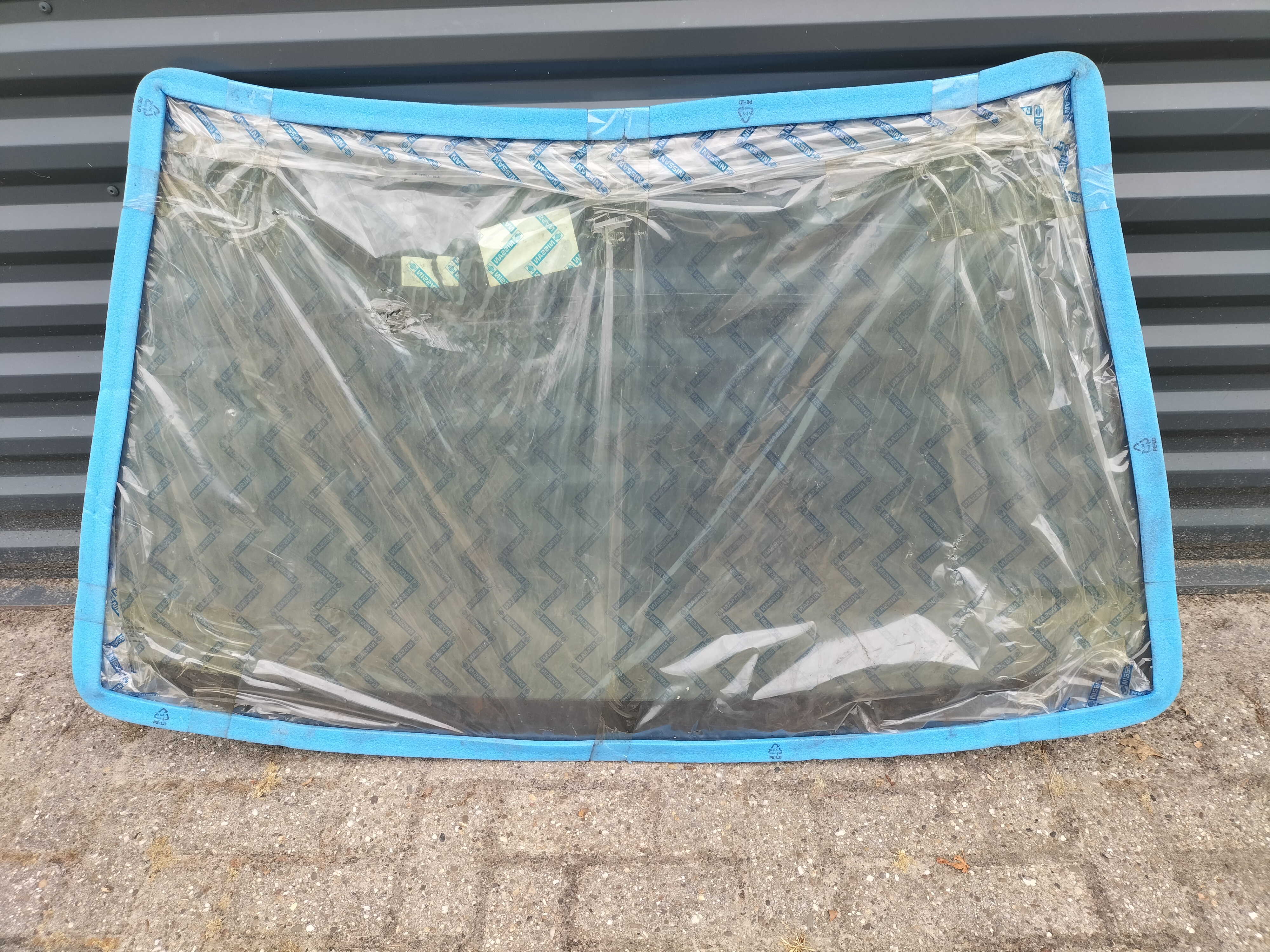 Voorruit Nissan Sunny N14 G2712-50C00-KE (72712-50C00) Origineel.