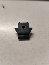 Clip protector-front fender Nissan 63848-35F00 A32/ CA33/ K11/ N16/ P11/ S13/ V10/ WP11/ Z33 Original.