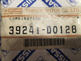 Aandrijfashoesset wielzijde Nissan Stanza T11 39241-D0128 Origineel.