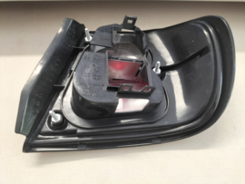 Achterlicht links buitenste Nissan Primera P11 - sedan 26555-2F025 Nieuw.