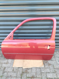 Portier linksvoor Nissan Micra K11 80101-0U830 (AP0) Gebruikt.