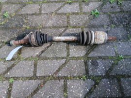 Aandrijfas links CD17 Nissan 39101-50A10 B12/ N13