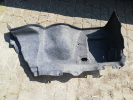Kofferbakbekleding rechts Nissan Primera P11 84950-2F702 Gebruikt.