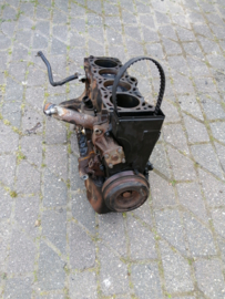 Onderblok CA20E Nissan Bluebird T72 10102-D36E5 Gebruikt.