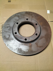 Remschijf vooras 295mm Nissan Patrol 160/ Y60 40206-C7000 Nieuw.