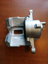 Remklauw rechtsvoor Nissan Primera P11 41001-2F021