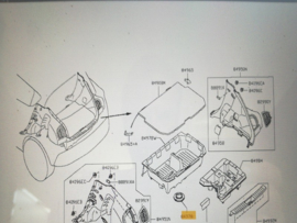 Afstandsring onderzijde opbergbak Nissan Juke F15 84978-1KD0A Origineel.