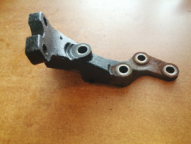 Bracket-engine mounting right-hand GA14DE/ GA14DS/ GA16DE/ GA16DS 11231-50Y00 B13/ N14/ N15/ Y10 Used part.
