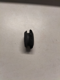 Rubber voorste montagepunt motorsteunbalk onder motorblok Nissan 11248-50Y05 B13/ N14/ Y10 Gebruikt.