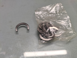 Kruisstuk cardanas Datsun Sunny B110 37125-H1025 Origineel.