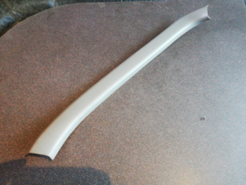 Afdekkap interieur achter rechts Nissan Primera P11 hatchback 90902-9F600 (90902-2F70*) Gebruikt.