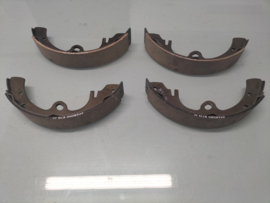 Remschoenset achteras Nissan 44060-01W25 Origineel.