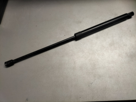 Gasveer achterklep Nissan Primera P11 Hatchback 90452-9F725 Gebruikt.
