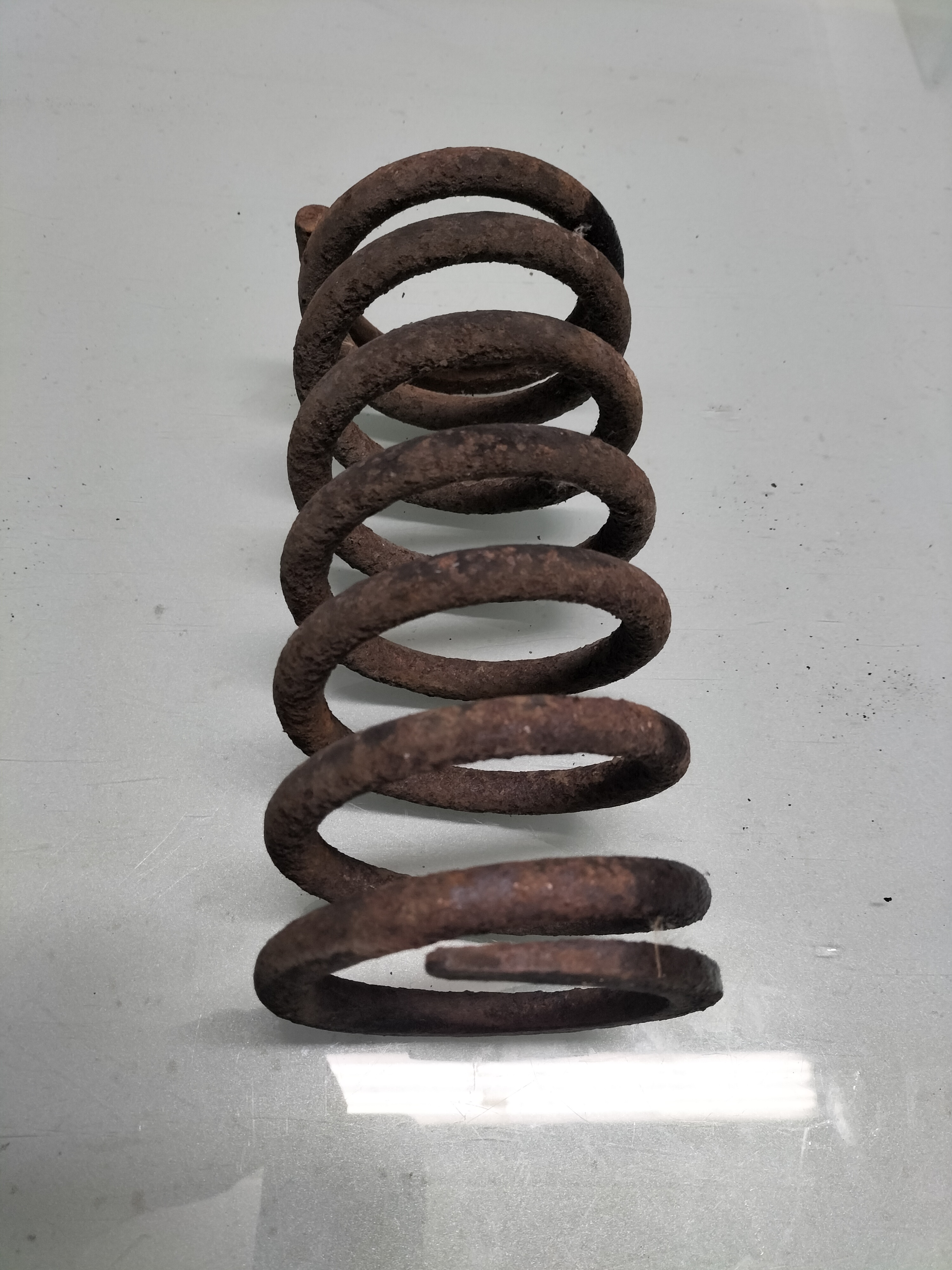 Chassisveer achteras Datsun Cherry E10 55020-M0200 Gebruikt.
