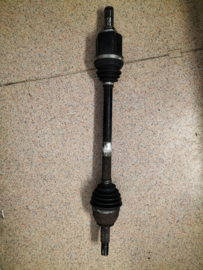Aandrijfas links Nissan Leaf ZE1 39101-5SA1A Gebruikt.
