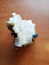 Deurslot linksachter Nissan Primera P11 / WP11 82503-2F000