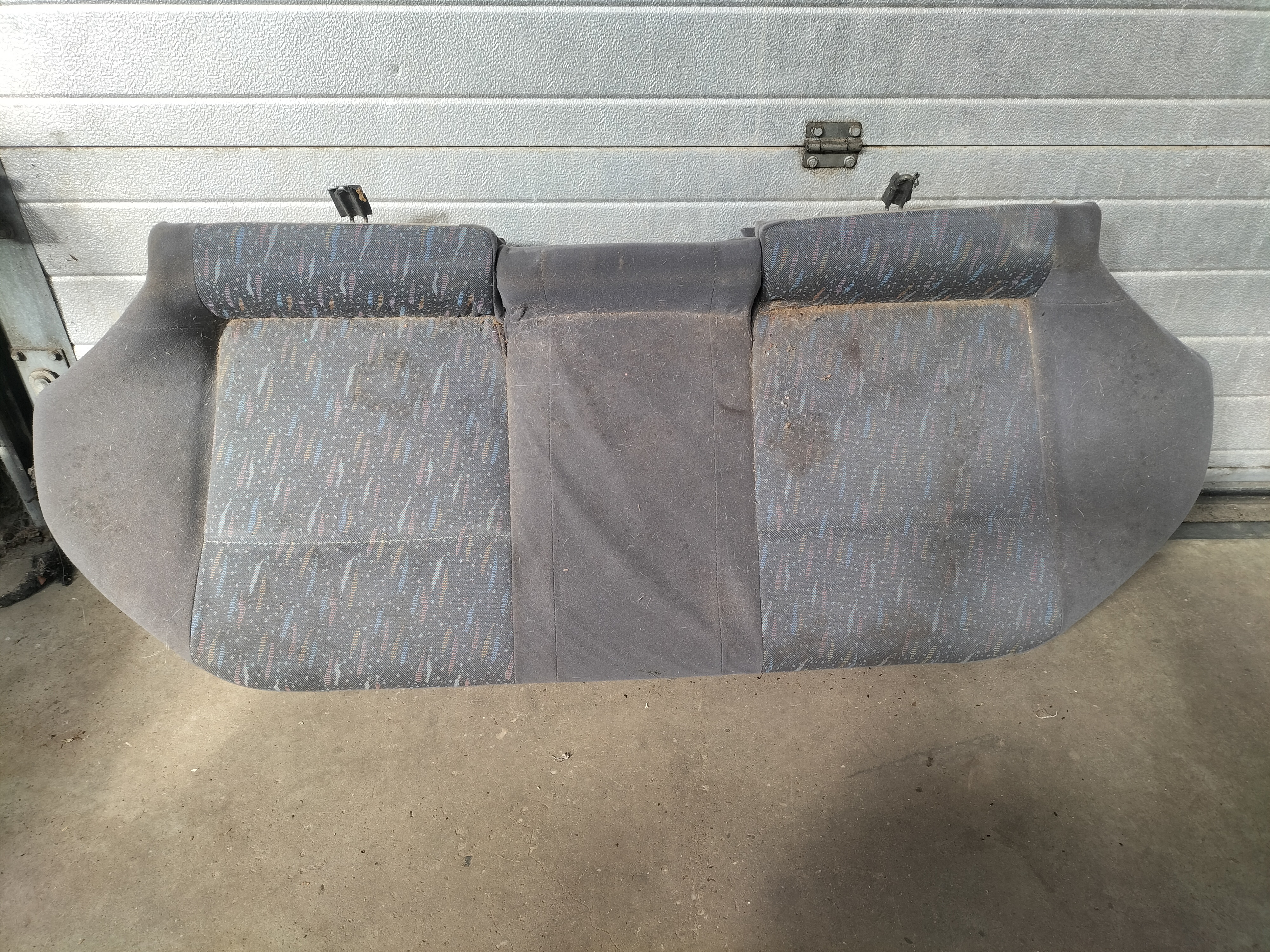 Achterbankzitting Nissan Primera P11/ WP11 88300-3J402 Gebruikt.