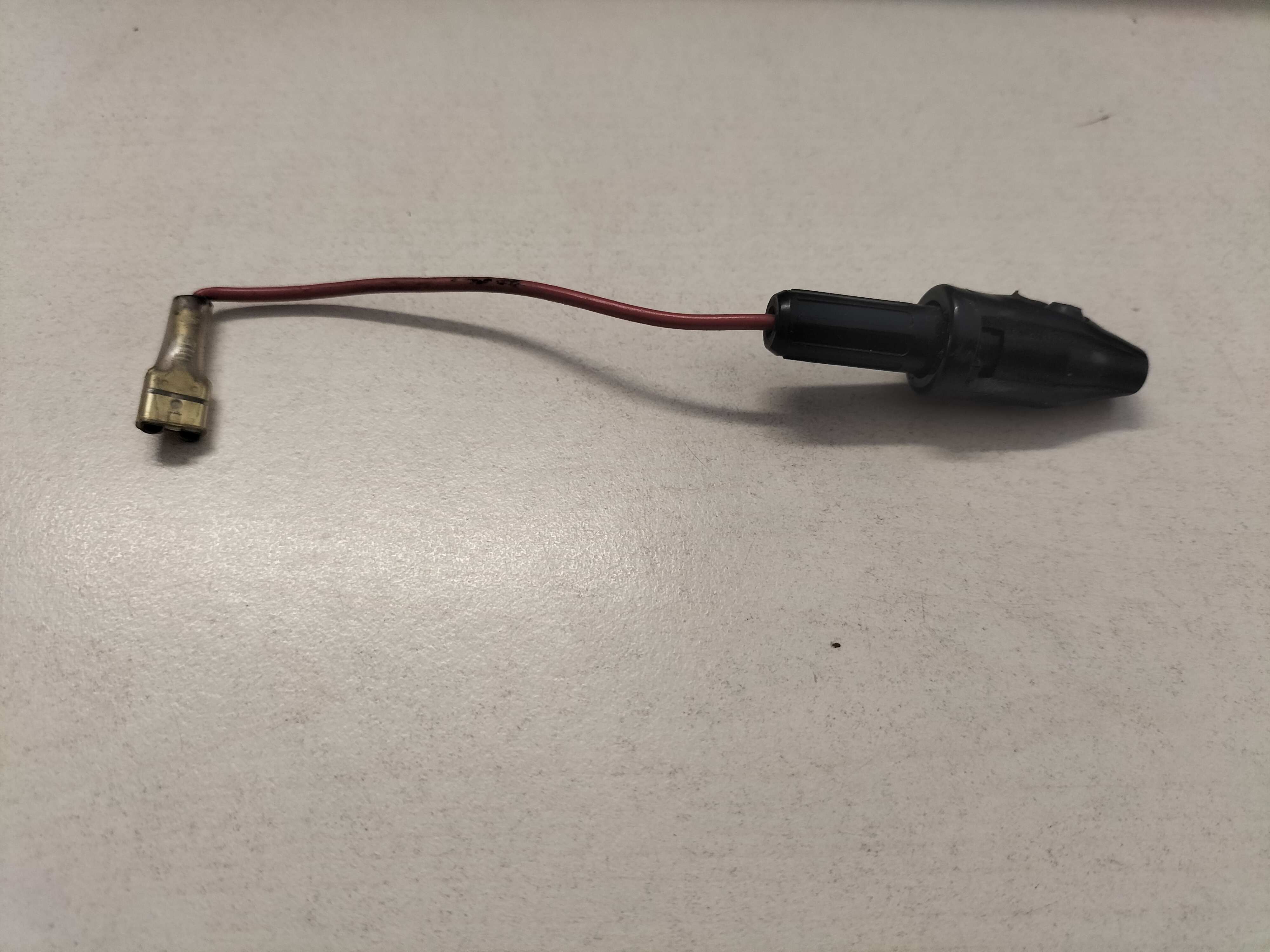 Holder assy-fusible link Datsun Cherry E10 (20250710) Used part.