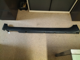 Sideskirt Nissan Primera P12 Left-hand side 76851-AU300 (KY5) Used part.