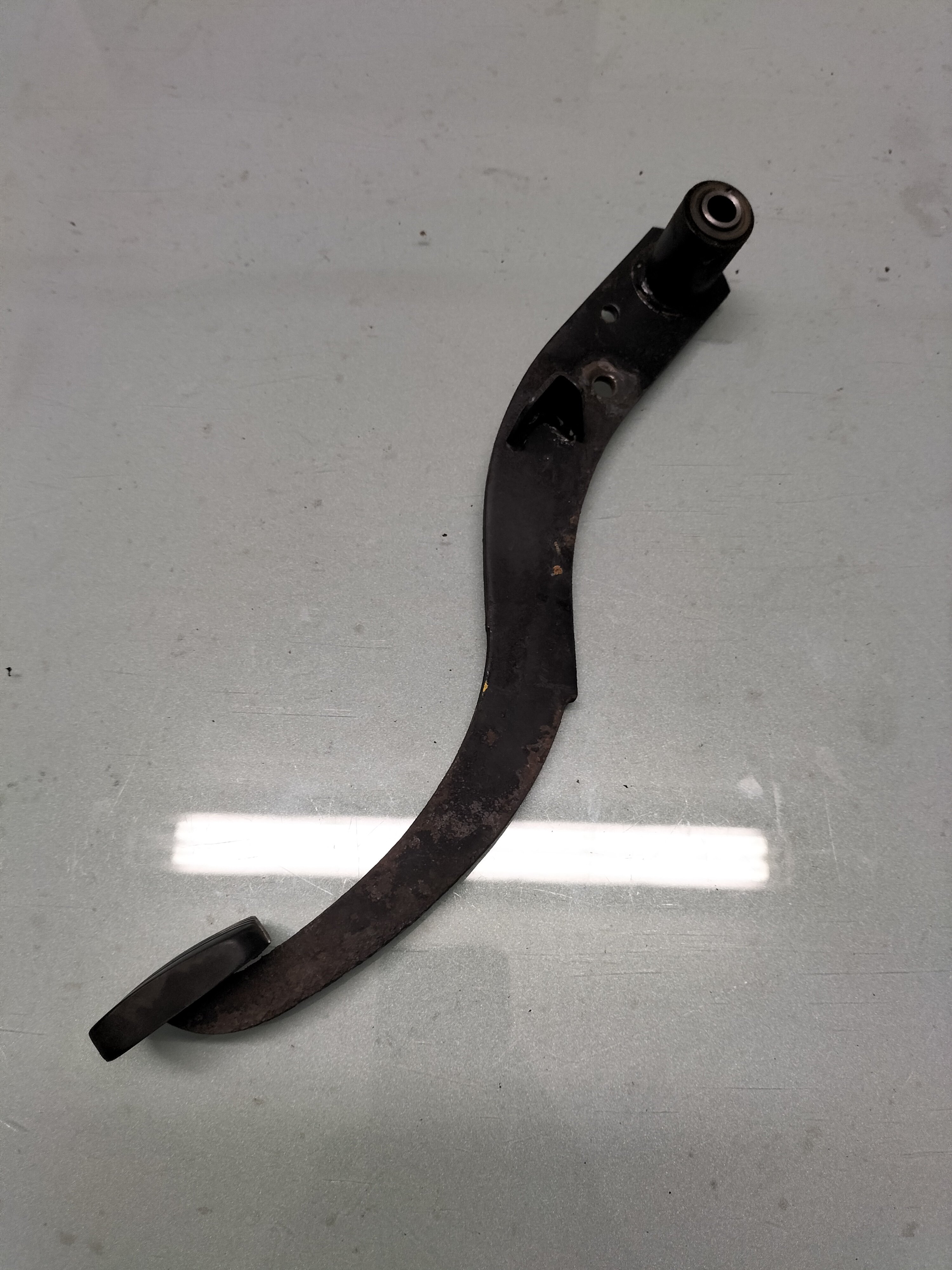 Koppelingspedaal Datsun cherry E10 46540-M1051 Gebruikt