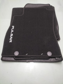 Floor mat set Nissan KE745-3Z021 Original.
