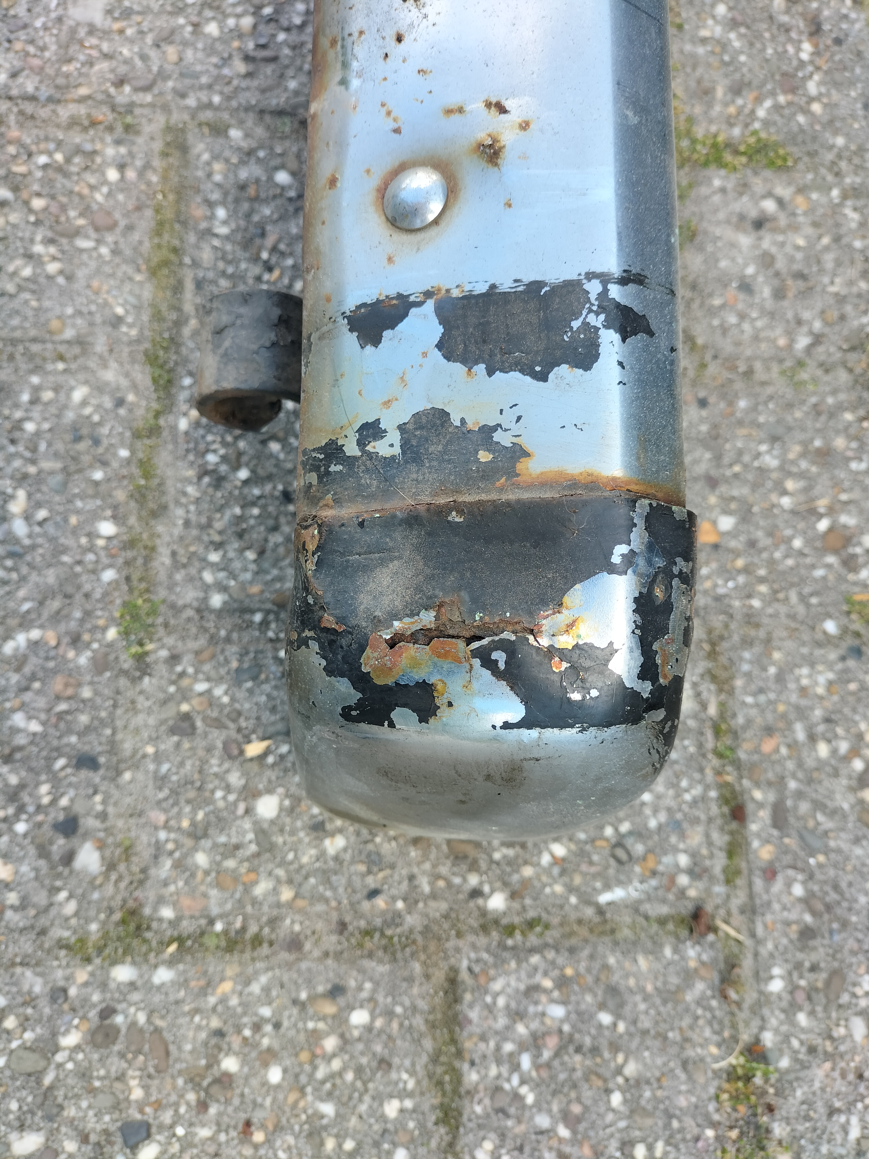 Assy-bar, rear bumper Datsun Cherry E10 85001-M1008 Used part. Little damage.