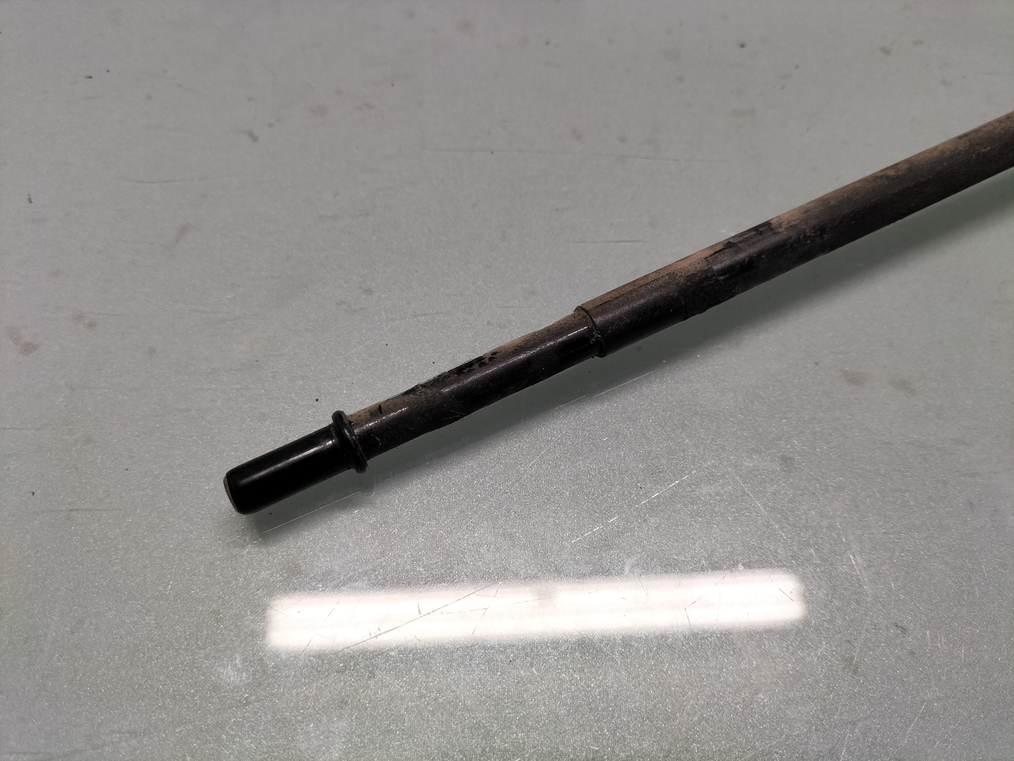 Tube-fuel, return HR09DET Nissan Micra K14 17510-5FA1A Used part. Incomplete.