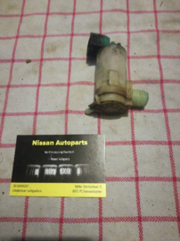 Pump washer Nissan achterruit 28920-50Y10 used part.