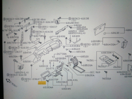 Afschermkap kilometerteller Nissan Terrano2 R20 68240-8F200 (68240-0F000) Gebruikt.