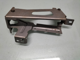 Bracket-control module Nissan 23714-AU010 Used part