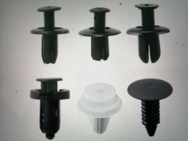 Assortment of mounting clips black/white (20210424) New.