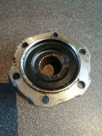 Flens aandrijfas Nissan 38512-31G00 D21/ R20/ WD21 Gebruikt.