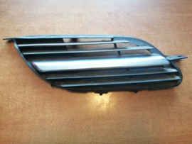 Grille right-hand Nissan Almera Tino V10 62320-BU*00