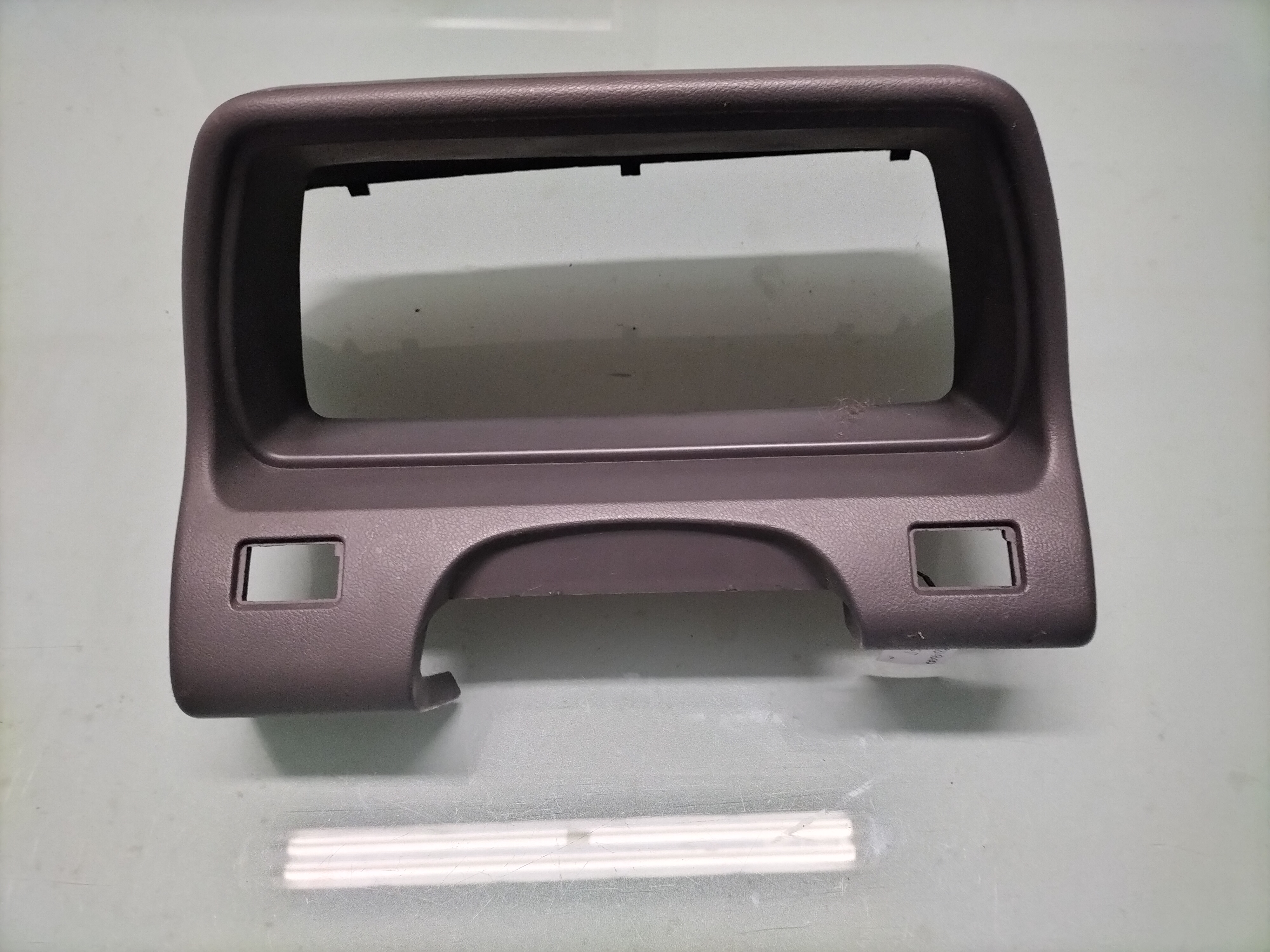Afschermkap kilometerteller Nissan Micra K10 68240-31B00 Gebruikt