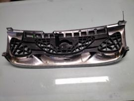 Grille assy-front Nissan Terrano2 R20 62310-0X820 Used part.