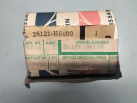 Lens, front combination lamp right-hand Datsun Sunny B210 26121-H6100 Original.