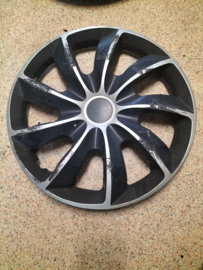 Wheel cover set 15 inch Quad universal 20250219 Used part. Little damage.