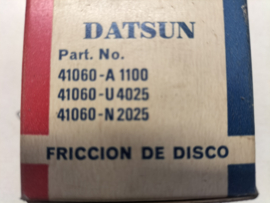 Remblokset vooras Datsun Bluebird 610/ 710 41060-A1100 Origineel.