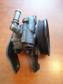 Power steering pump GA14/GA16 Nissan 49110-52Y00 B13/ N14/ N15/ Y10 Used part.