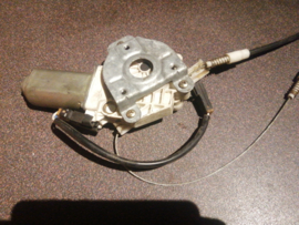 Motor regulator, left-hand Nissan Terrano2 R20 80731-2X025 (128000101) Used part.
