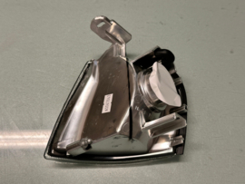Knipperlicht rechts zonder Fitting Nissan Primera P10 B6130-90J00 Nieuw.