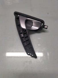 Handle assy-door Nissan Primera P12 80670-BA200 Incomplete Used part